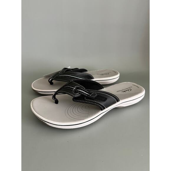 NWT Clarks Cloud Steppers Women’s Size 10 Fllip Flop Navy and White - Picture 1 of 5